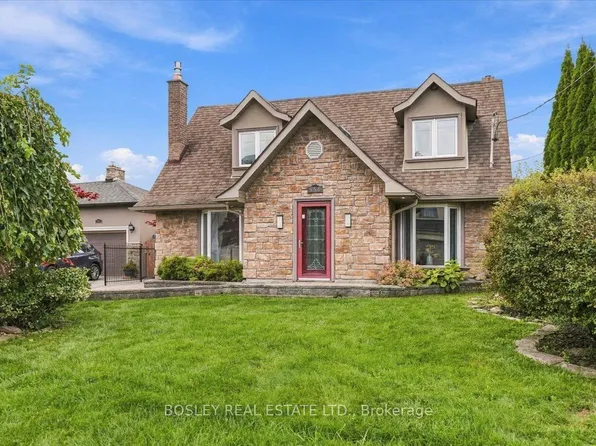 566 Rougemount Dr, Pickering, ON L1W 2C2