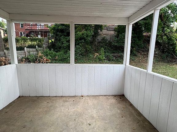 4th image of 3420 25th Ave