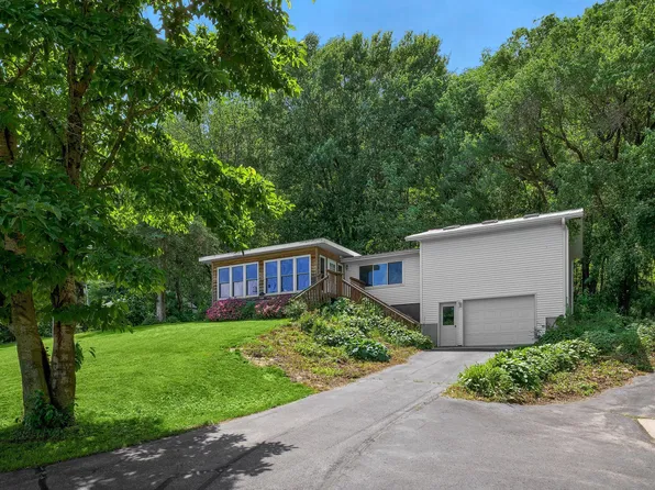 6564 State 26, La Crescent, MN 55947