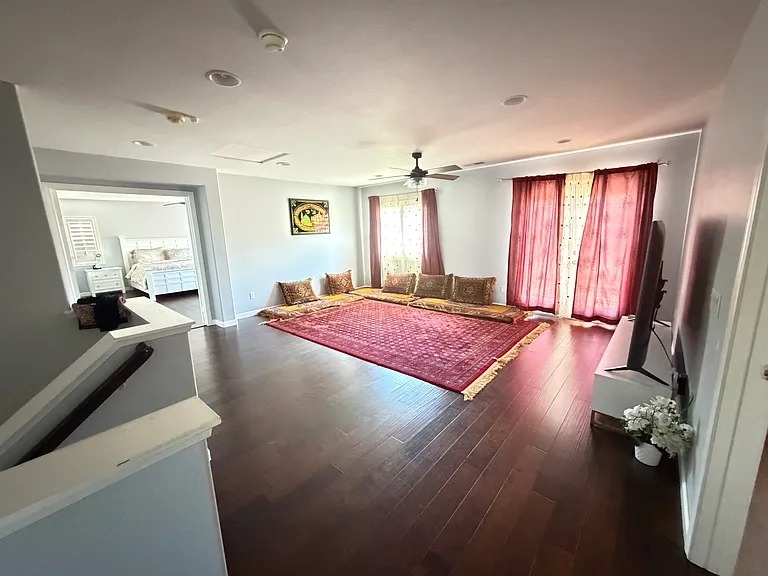 29523 Hyperion St — Photo 13