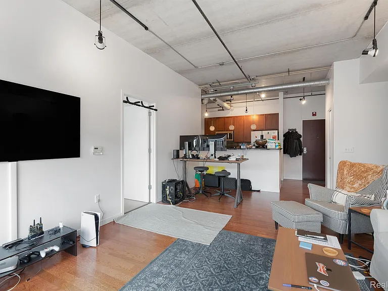 3670 Woodward Ave #506 — Photo 10
