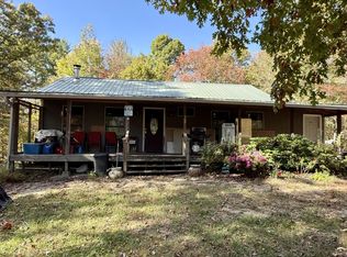 33 Pine Ave, Spring City, TN 37381