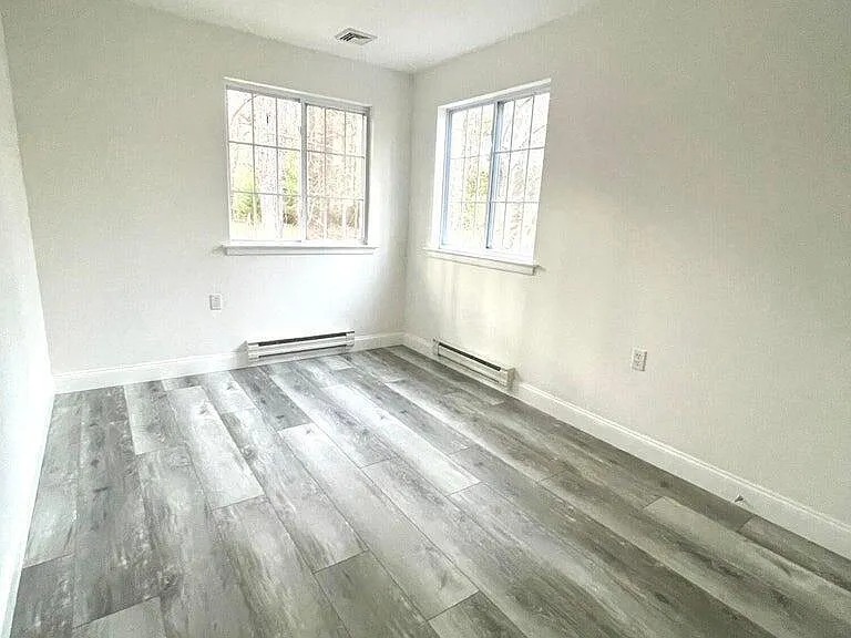 19B Maplewood Dr #52 — Photo 16