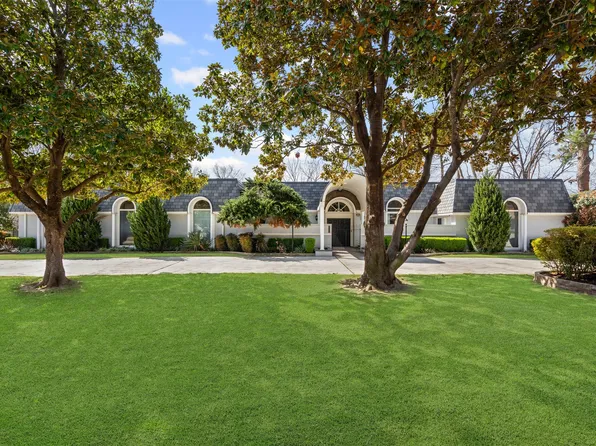 2121 Forest Hills Rd, Grapevine, TX 76051