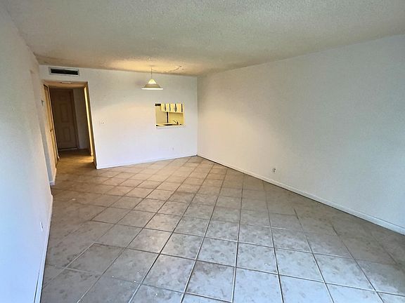 5th image of 3210 Holiday Springs Boulevard #112