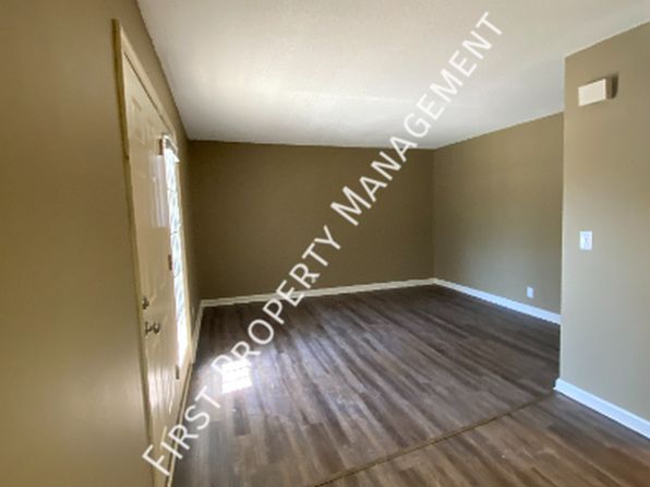 508 Woodcreek Dr E #8