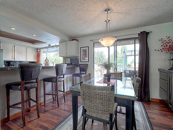 5th image of 6818 NE 160th St