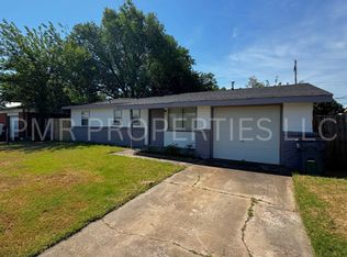 416 NW Woodridge Dr, Lawton, OK 73507