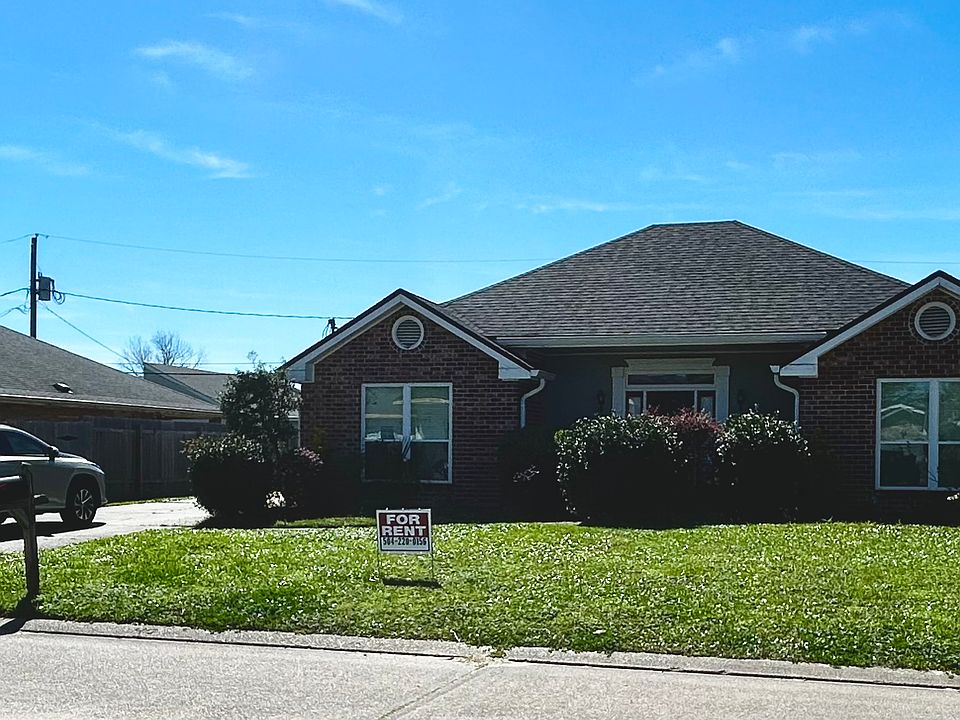 2nd image of 22 Ashland Dr