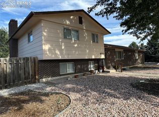 6717 Prince Dr, Colorado Springs, CO 80918