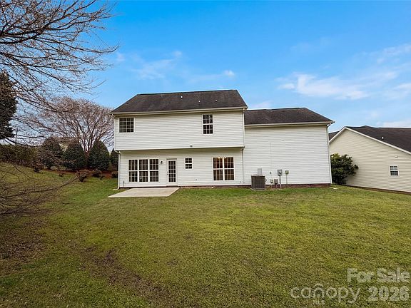 5th image of 11037 Wyndham Pointe Dr