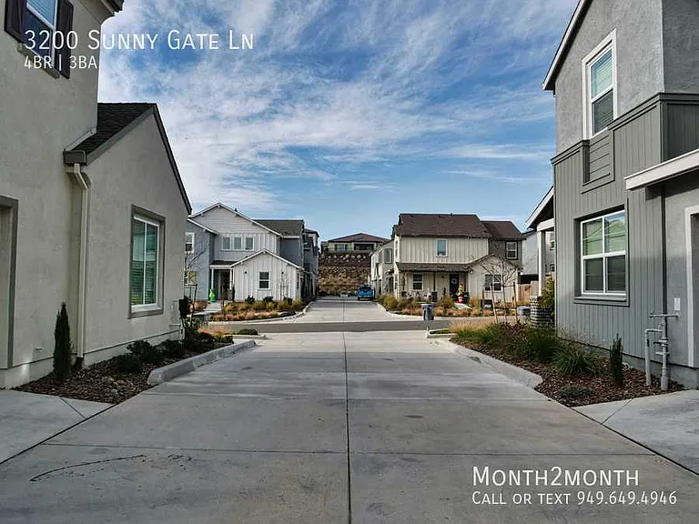 3200 Sunny Gate Ln — Photo 26