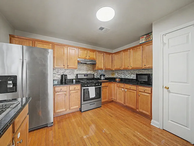 180 Blue Heron Dr #180 — Photo 14