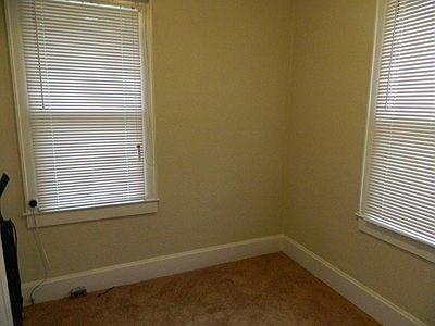 3rd image of 119 Amba St