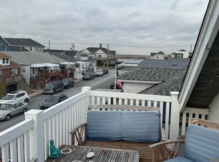 90 Georgia Ave, Long Beach, NY 11561