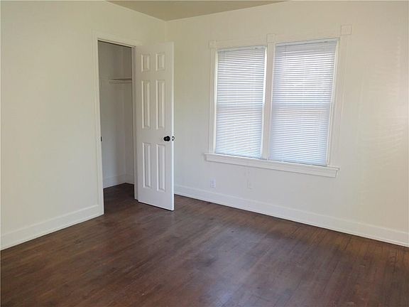 5th image of 903 McClain Dr
