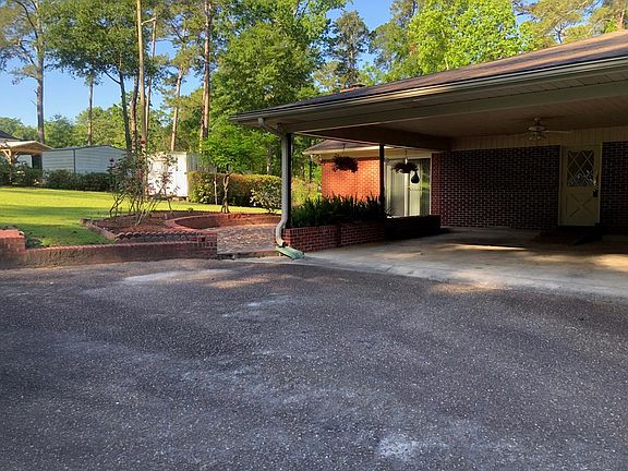3rd image of 608 Woodhaven Dr