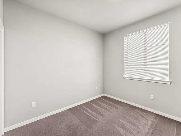 Centennial Gardens Apartments — Photo 33