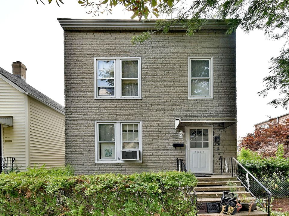 1st image of 2537 W Winona St