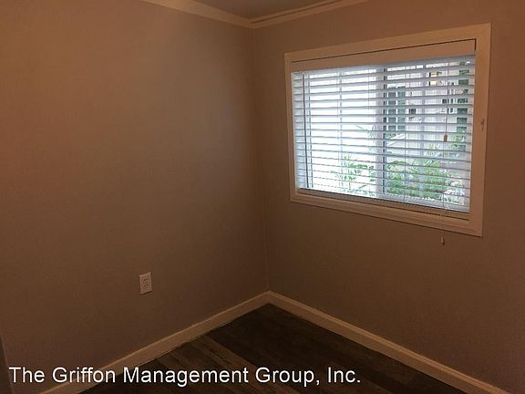 2nd image of 20514 State St #5