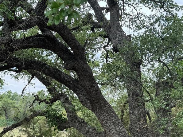 531 County Road 258, Bertram, TX 78605