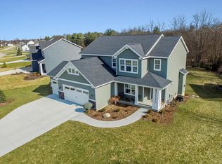 15029 Silver Fir Dr, Holland, MI 49424