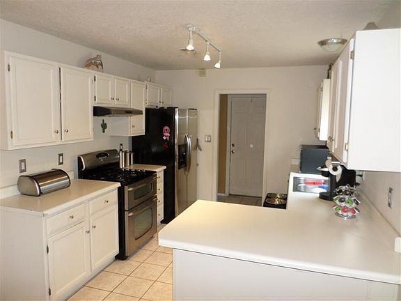 5th image of 1501 Desert Bloom Ave NW