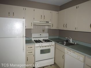 214 Meadowview Ln #214, Mont Clare, PA 19453