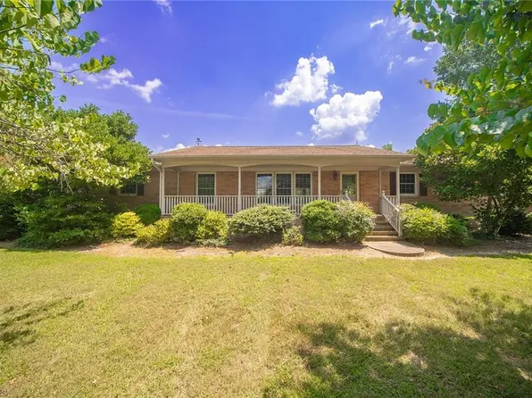 1220 Altamahaw Union Ridge Rd, Burlington, NC 27217