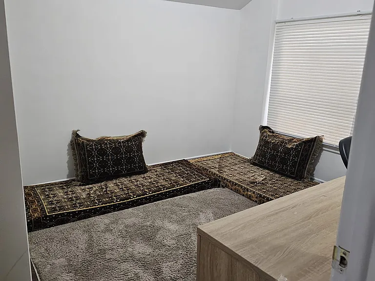3242 Lawrence Ave E — Photo 6