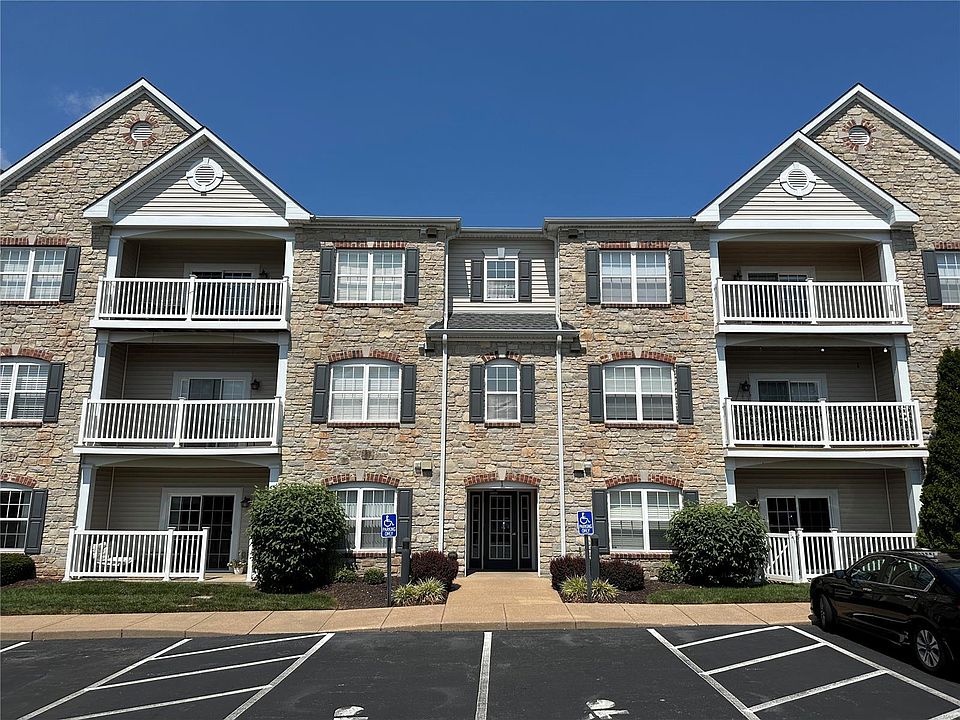 1st image of 1 Monarch Trace Ct APT 106