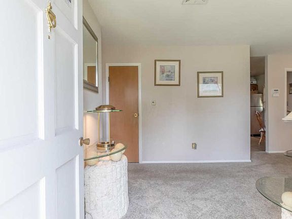 5th image of 4028 Barthel Ave