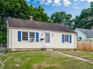 136 Woodbridge St, Manchester, CT 06042