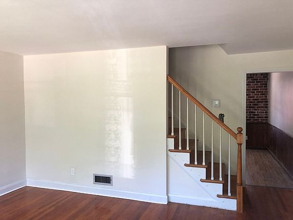 2nd image of 3837 Shannon Dr