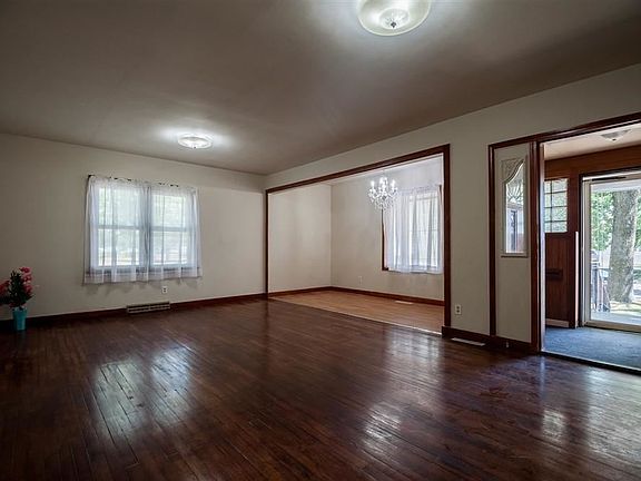 4th image of 1732 N Huston Ave