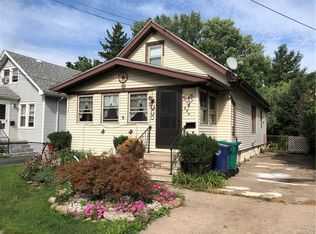 233 74th St, Niagara Falls, NY 14304