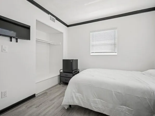 (undisclosed Address), Pompano Beach, FL 33063