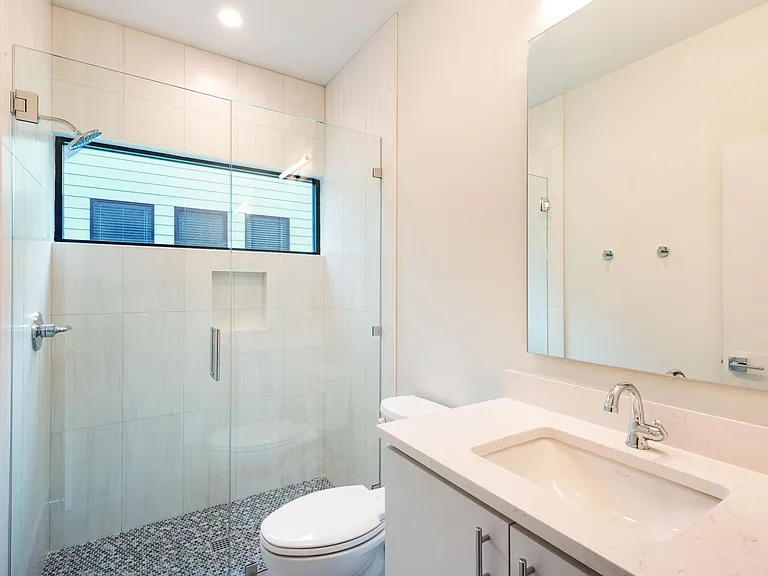 1118 Walton Ln #3 — Photo 12