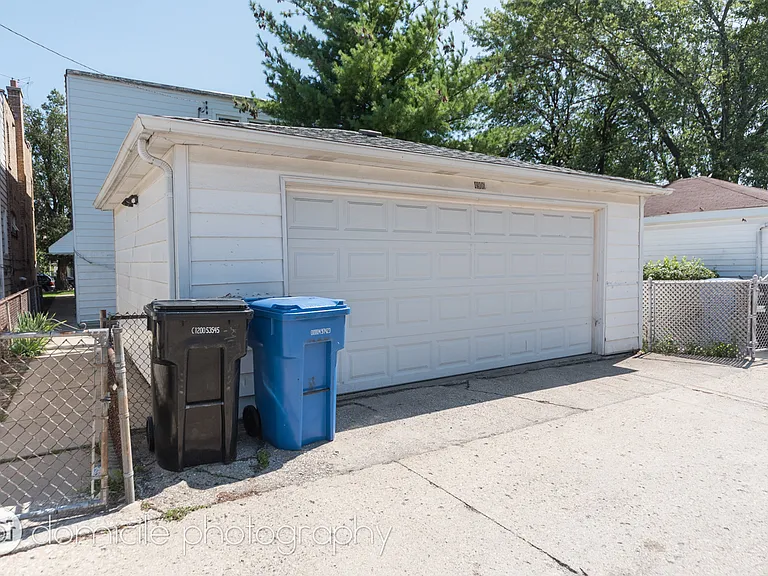 4906 N Marmora Ave #1 — Photo 23