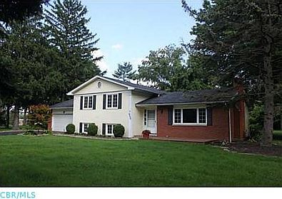 2nd image of 4230 Darbyshire Ct