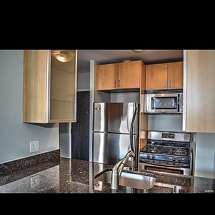 2nd image of 210 N Seventeen St #905