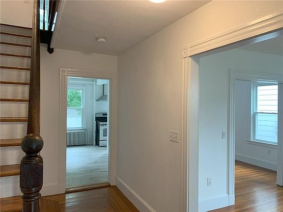 5th image of 68 Evarts St