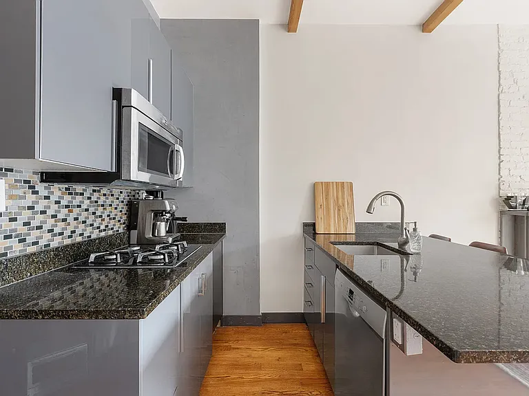 259 W 132nd St #3 — Photo 6