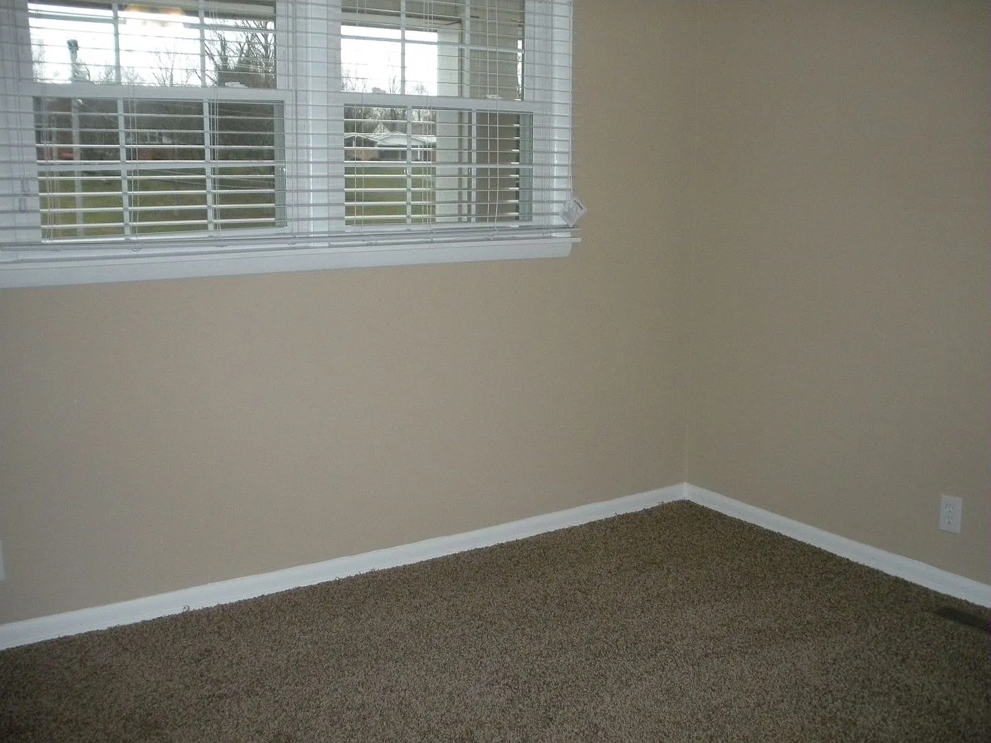 2 bedroom/1.5 bath Townhouse Kingsport, TN — Photo 3