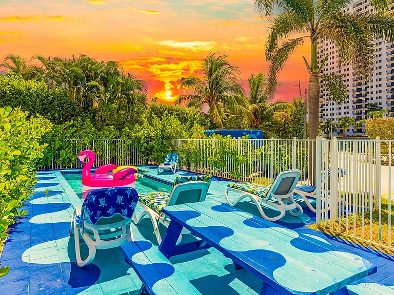 809 S Ocean Dr #ID1227349P — Photo 45