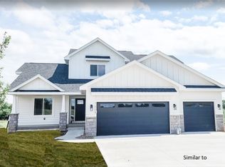 5607 163rd St, Urbandale, IA 50323