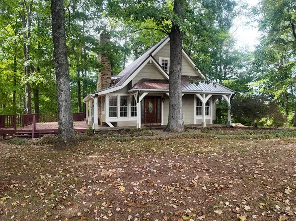 145 Richmond Dr, McMinnville, TN 37110