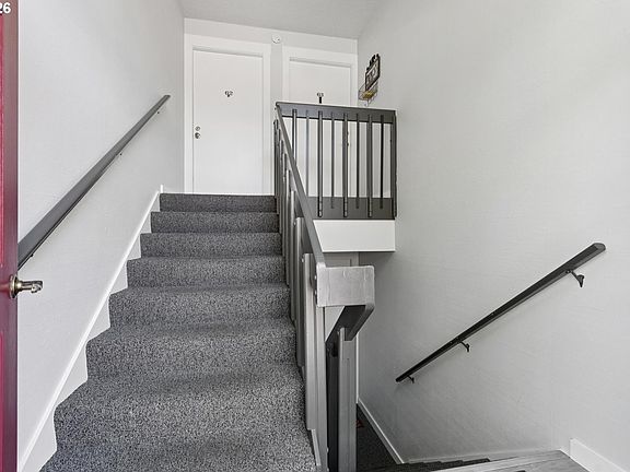 3rd image of 10820 SW Meadowbrook Dr Unit 60