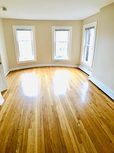 68 Chatham St #3 Photo 1