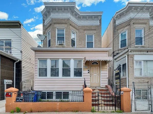 3157 103rd St, East Elmhurst, NY 11369